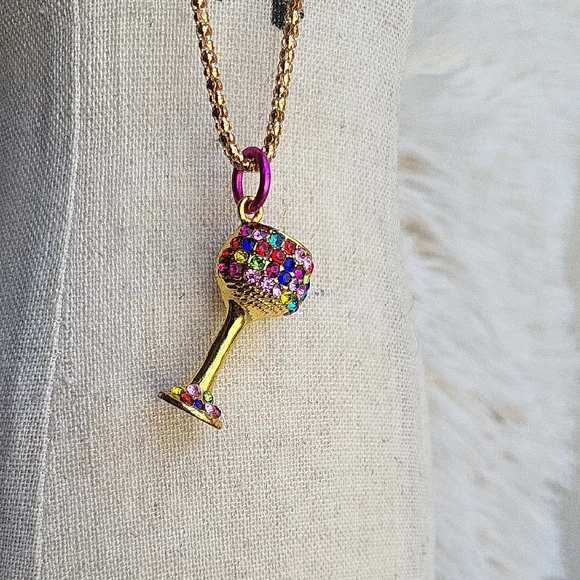 Rhinestone Wine Necklace NWOT - Picture 2 of 9